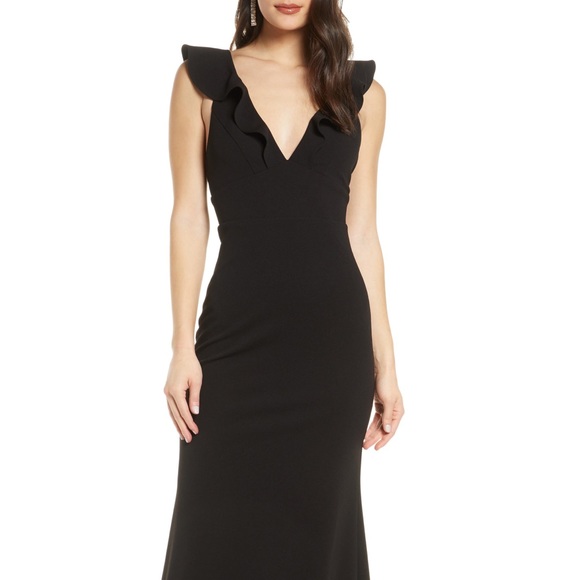 Lulus Dresses & Skirts - Lulu’s Perfect Opportunity Ruffle Trumpet Gown Size Small